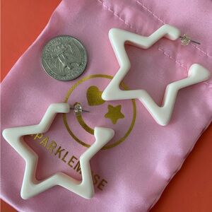 Sparklemuse Ivory Cream Star Hoops Excellent Used Once